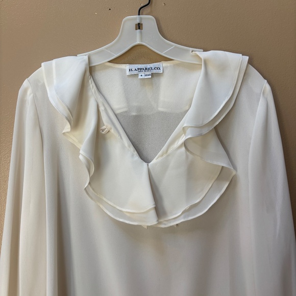 H. Apparel Cream Party Long Sleeve Ruffle Top Size SP - Picture 3 of 14